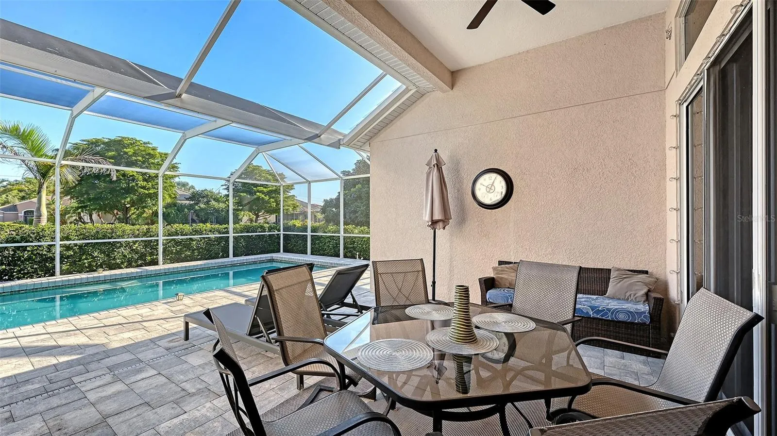 1595 PINYON PINE DR