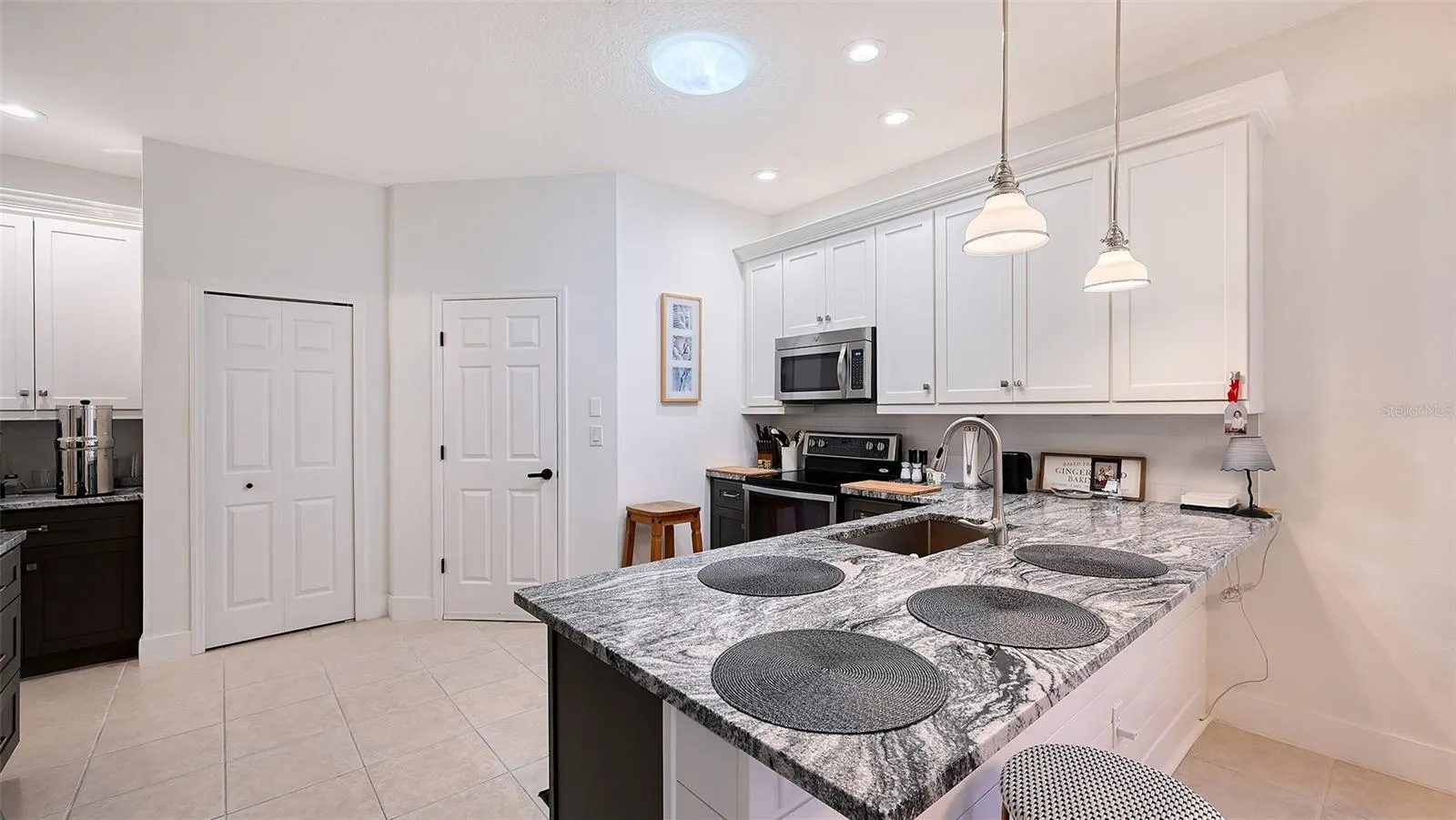 1595 PINYON PINE DR
