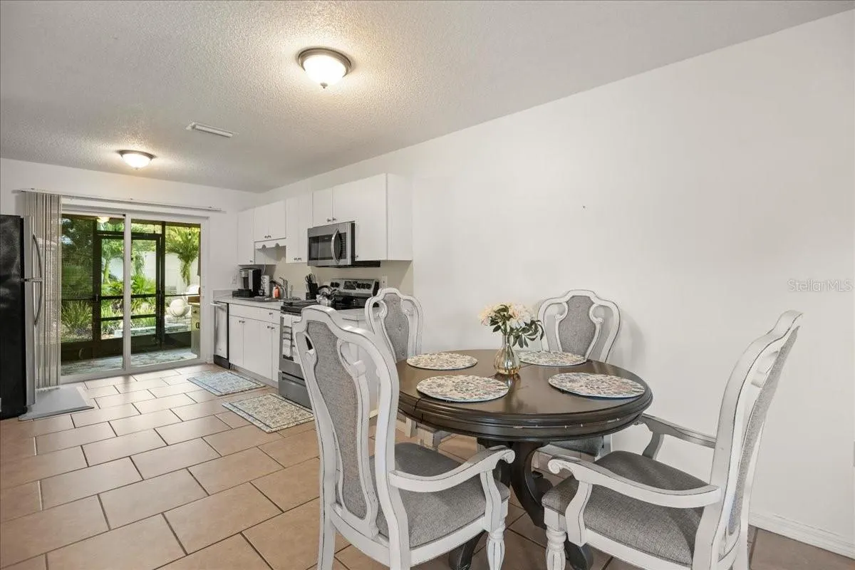 2201 54TH AVENUE DR W
