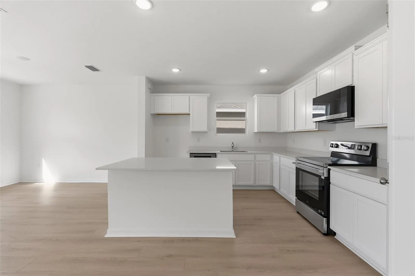 13009 RED DEER PL