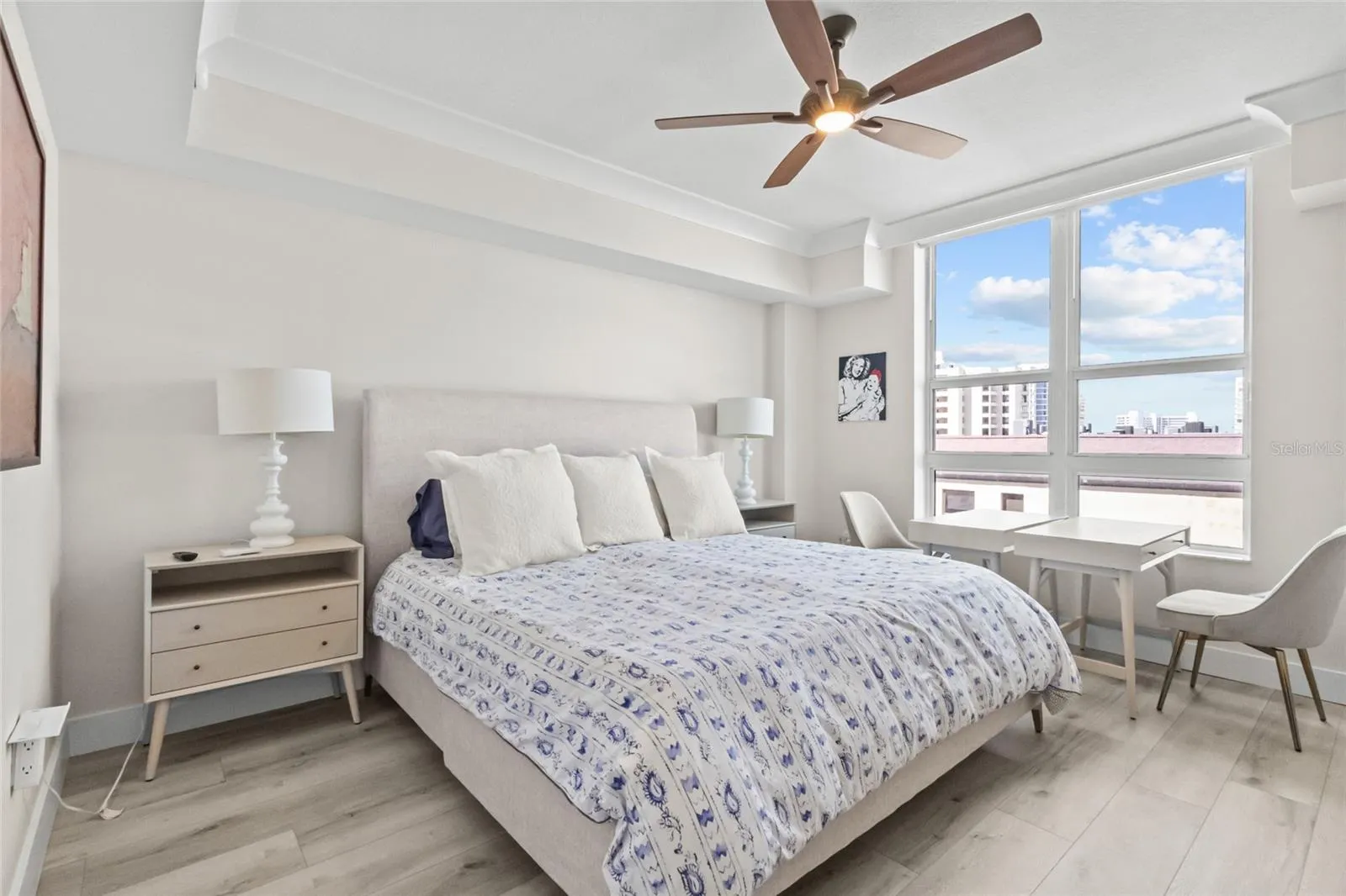 1350 MAIN ST #704 #704