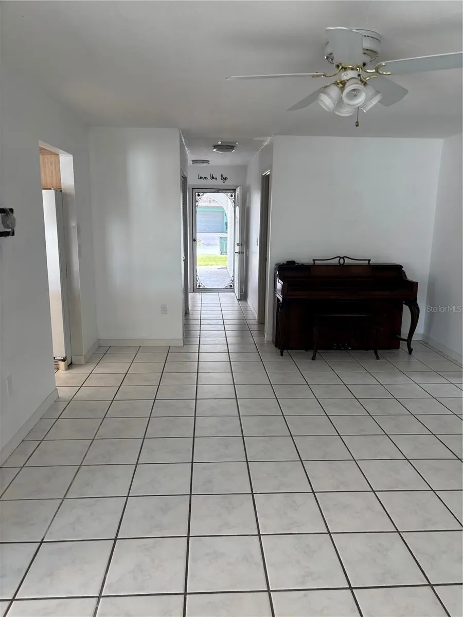 4202 PASADENA CIR