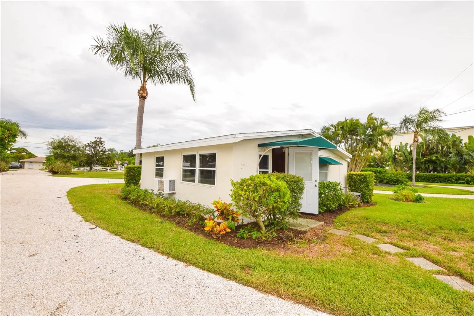 321 BAYSHORE RD