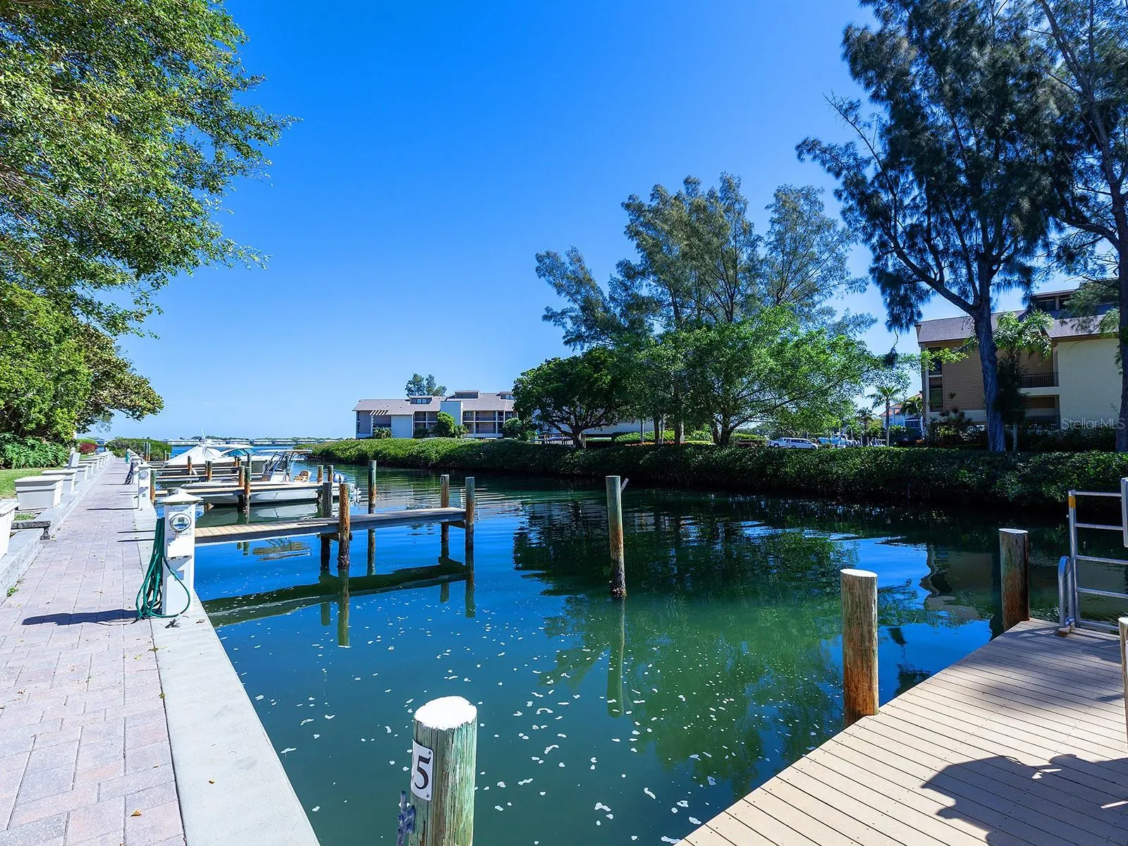 3860 MARINERS WAY #413A #413A