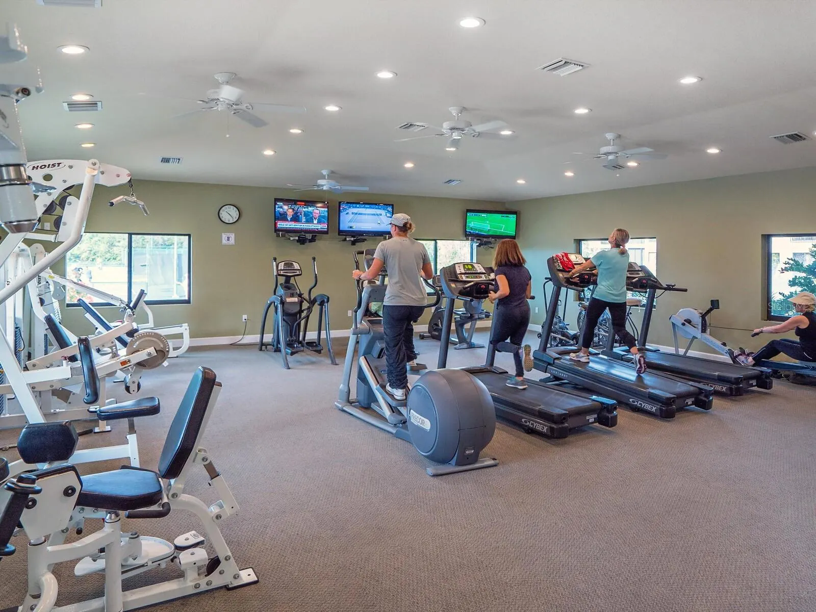5430 EAGLES POINT CIR #101 #101
