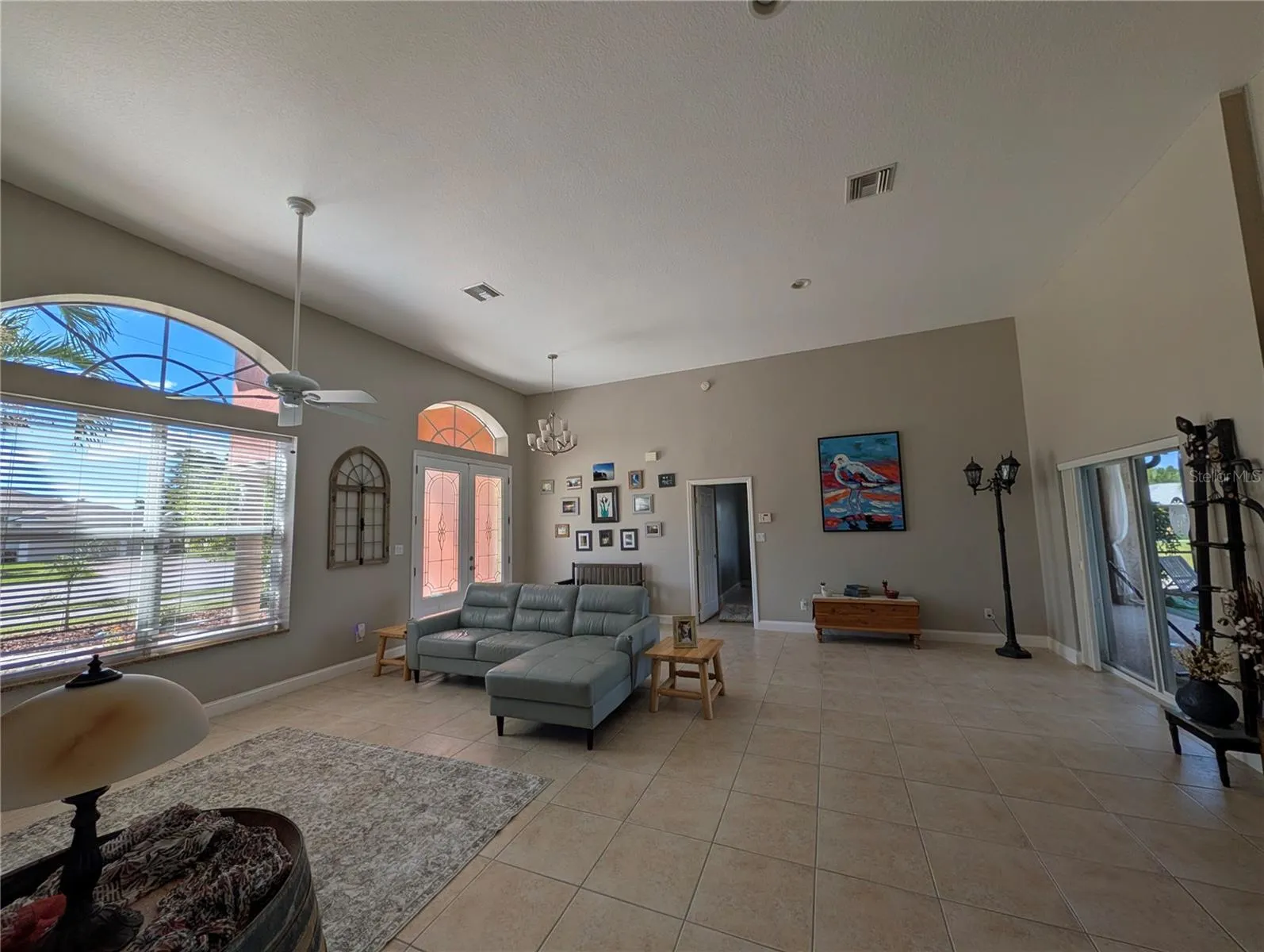 2412 RIO DE JANEIRO AVE