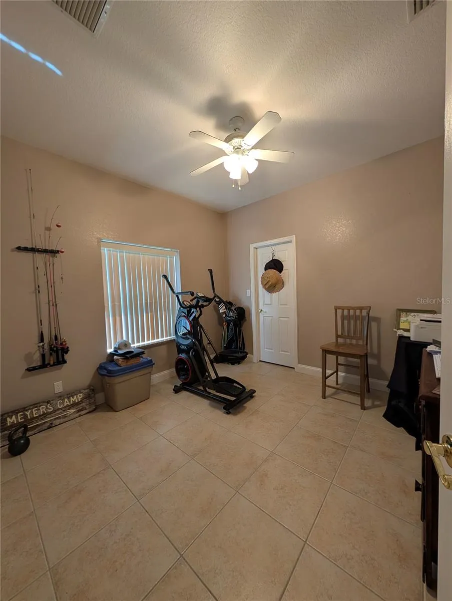 2412 RIO DE JANEIRO AVE