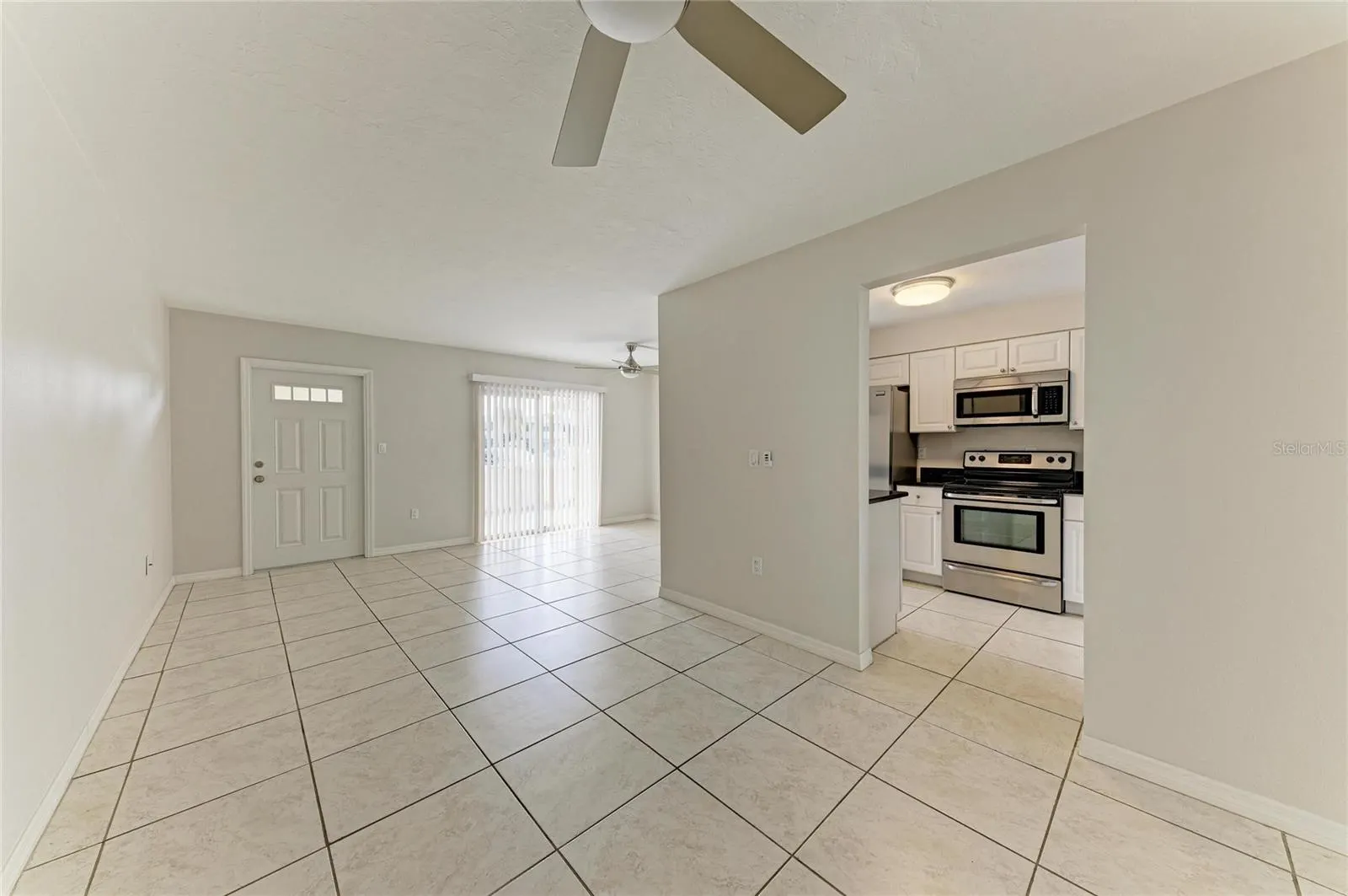 7304 W COUNTRY CLUB DR N #115 #115
