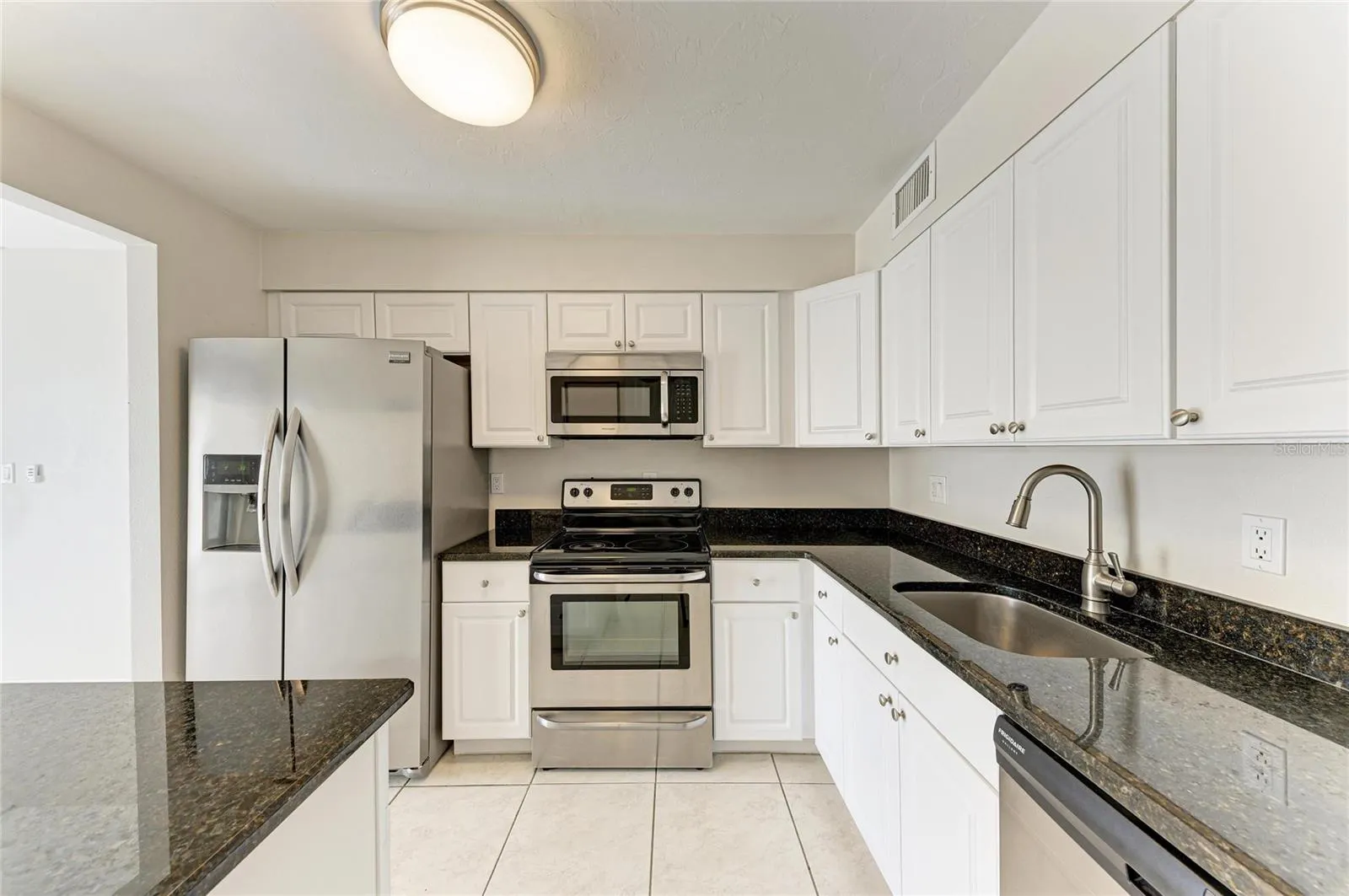 7304 W COUNTRY CLUB DR N #115 #115