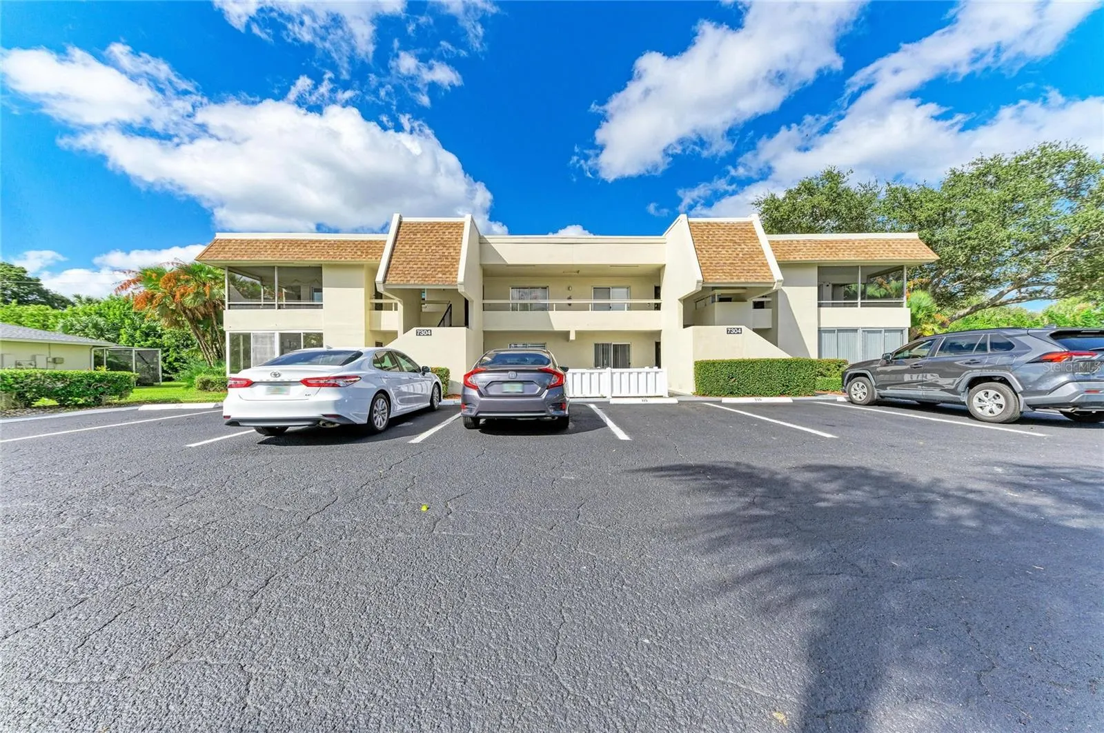 7304 W COUNTRY CLUB DR N #115 #115