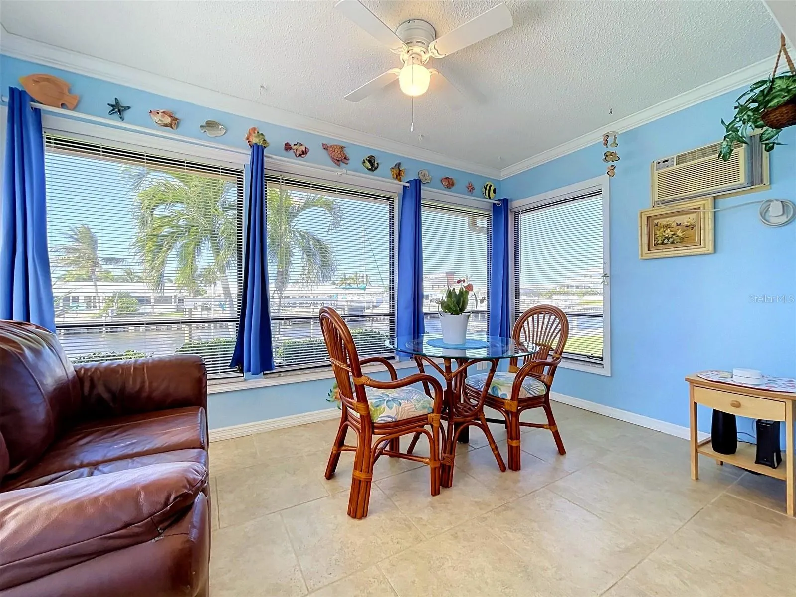 3852 CATALINA DR #127 #127