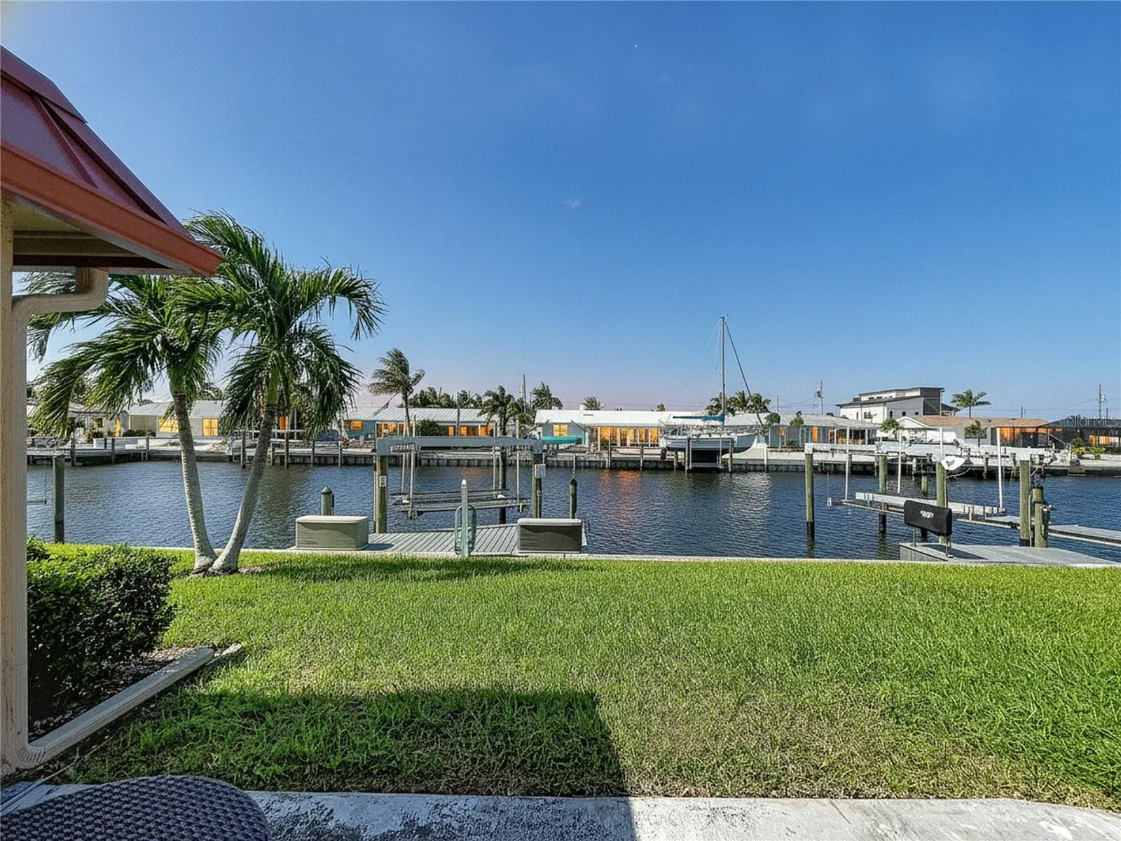 3852 CATALINA DR #127 #127