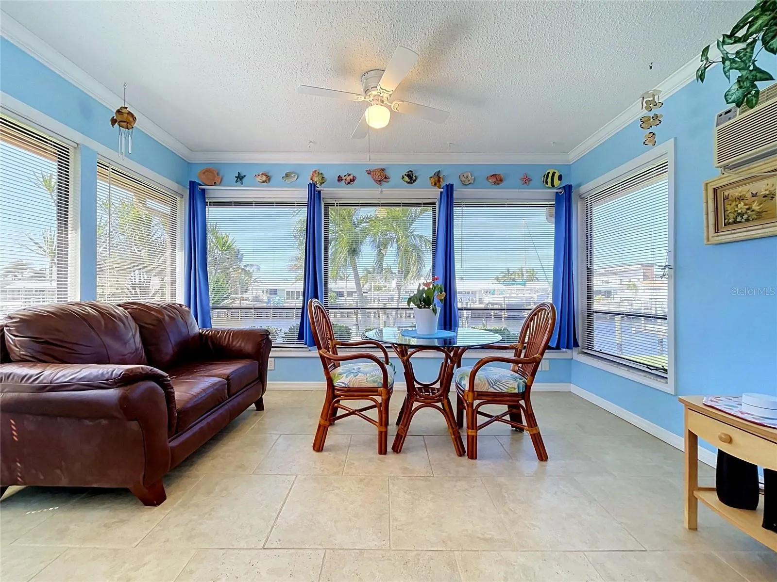 3852 CATALINA DR #127 #127