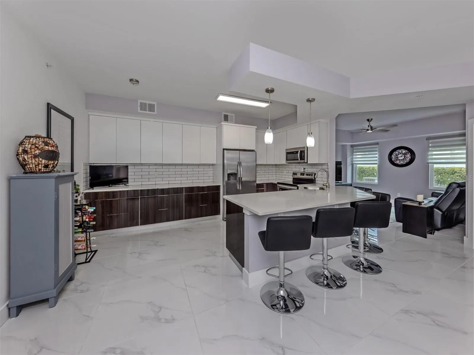200 GARDENS EDGE DR #212 #212