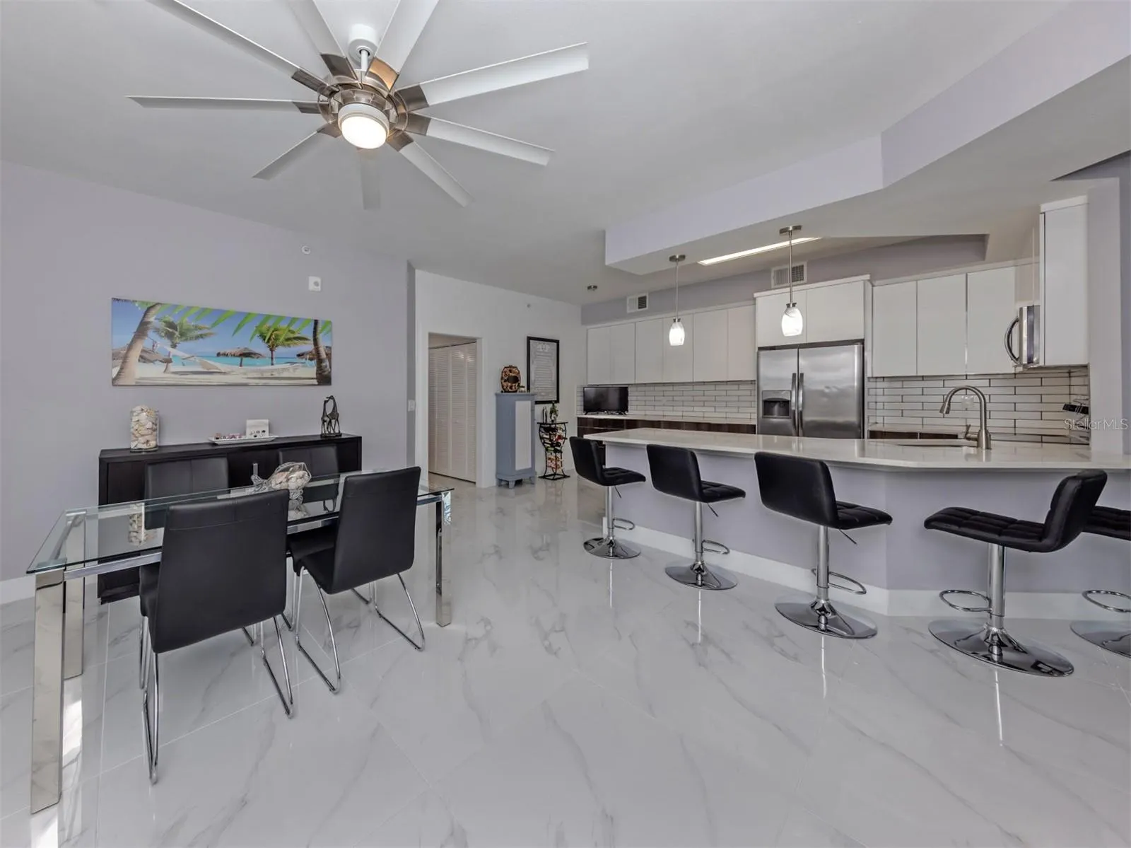 200 GARDENS EDGE DR #212 #212