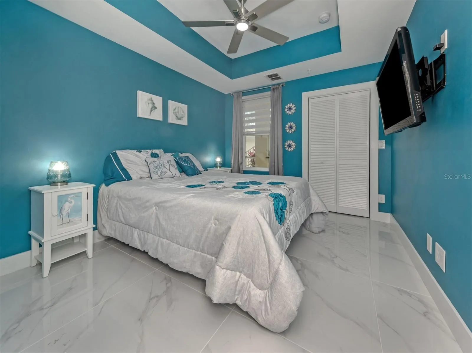 200 GARDENS EDGE DR #212 #212