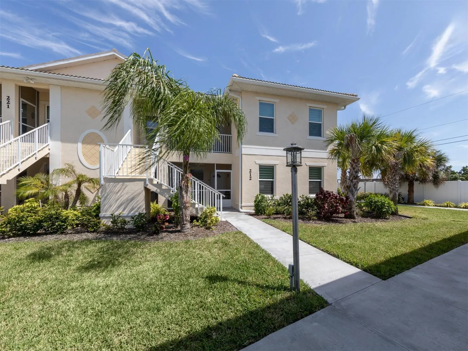 200 GARDENS EDGE DR #212 #212