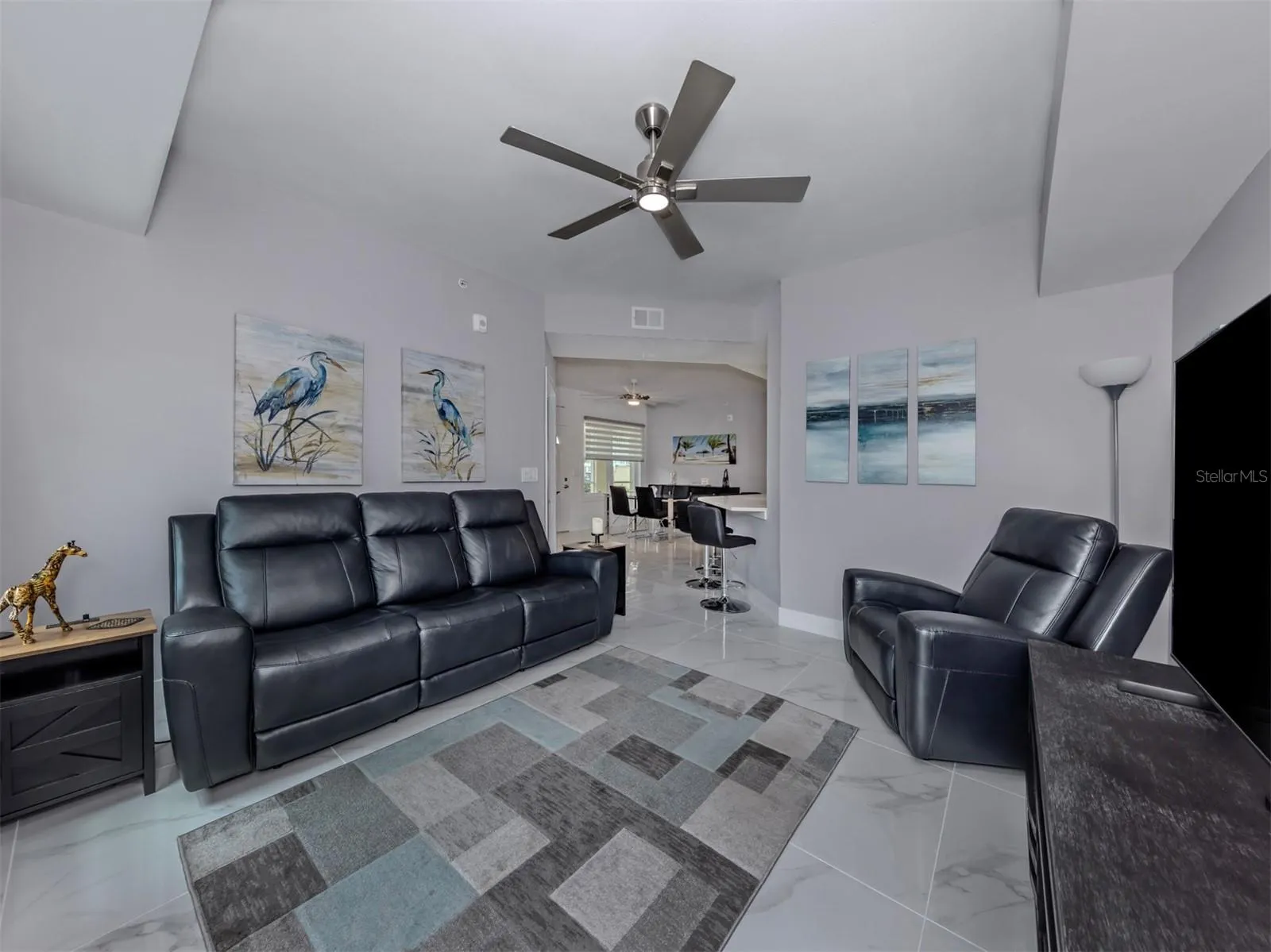 200 GARDENS EDGE DR #212 #212