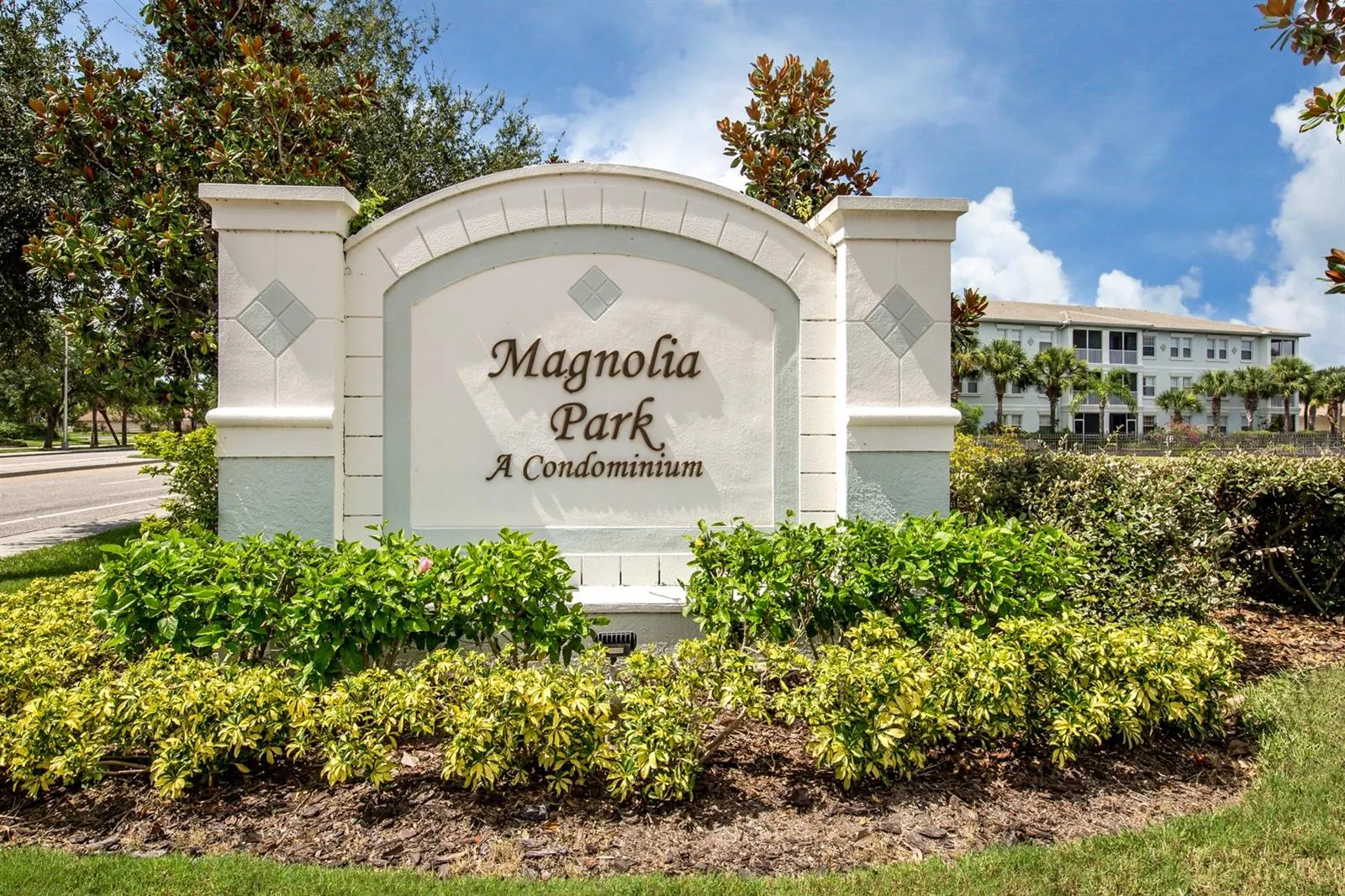 200 GARDENS EDGE DR #212 #212