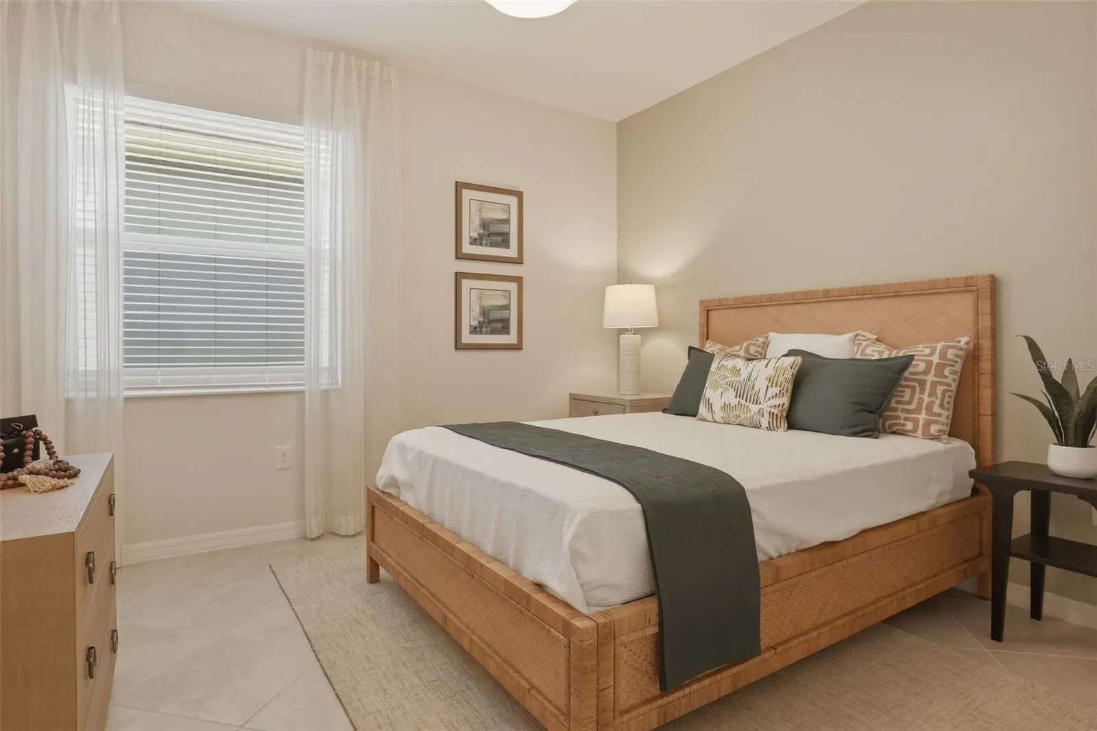 7154 INLET ISLES CT