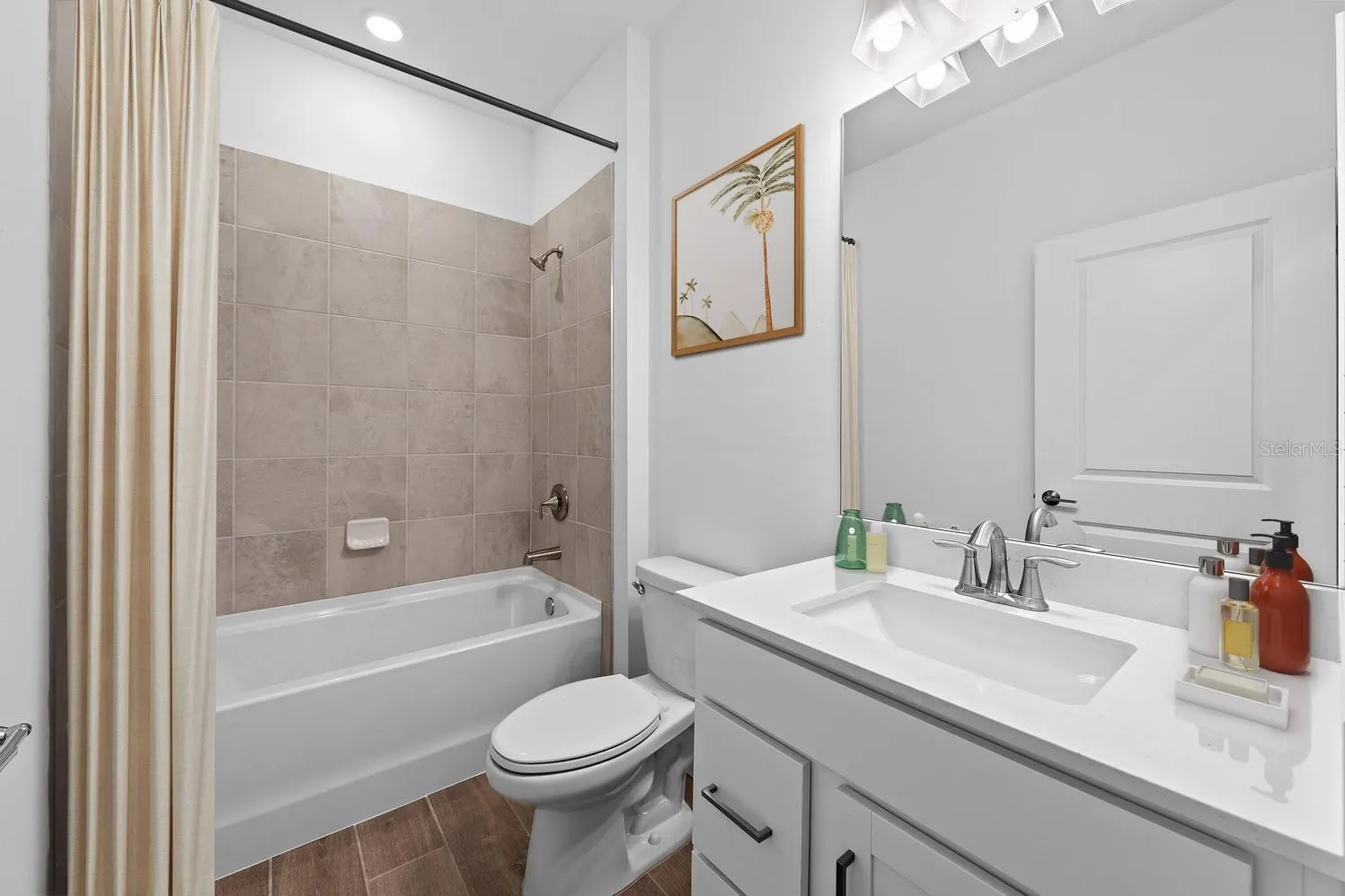 18224 KETTLE LAKE PL