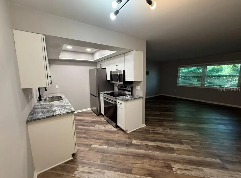 5800 HOLLYWOOD BLVD #324 #324