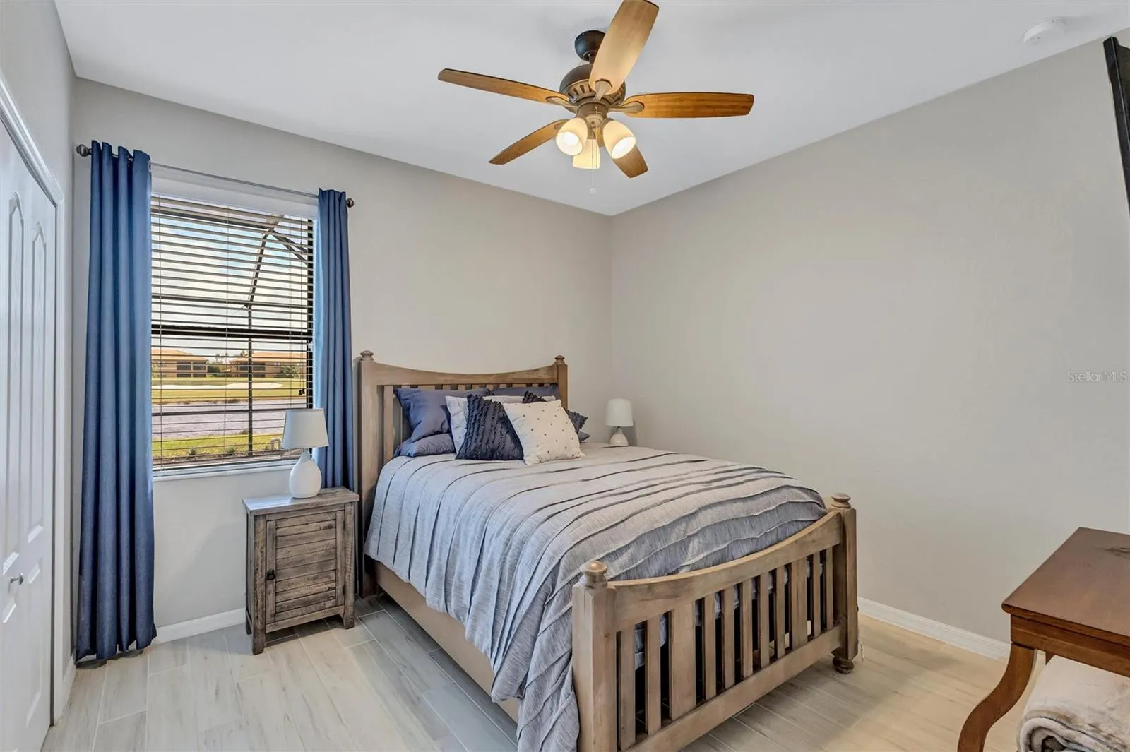 6832 WILD LAKE TER