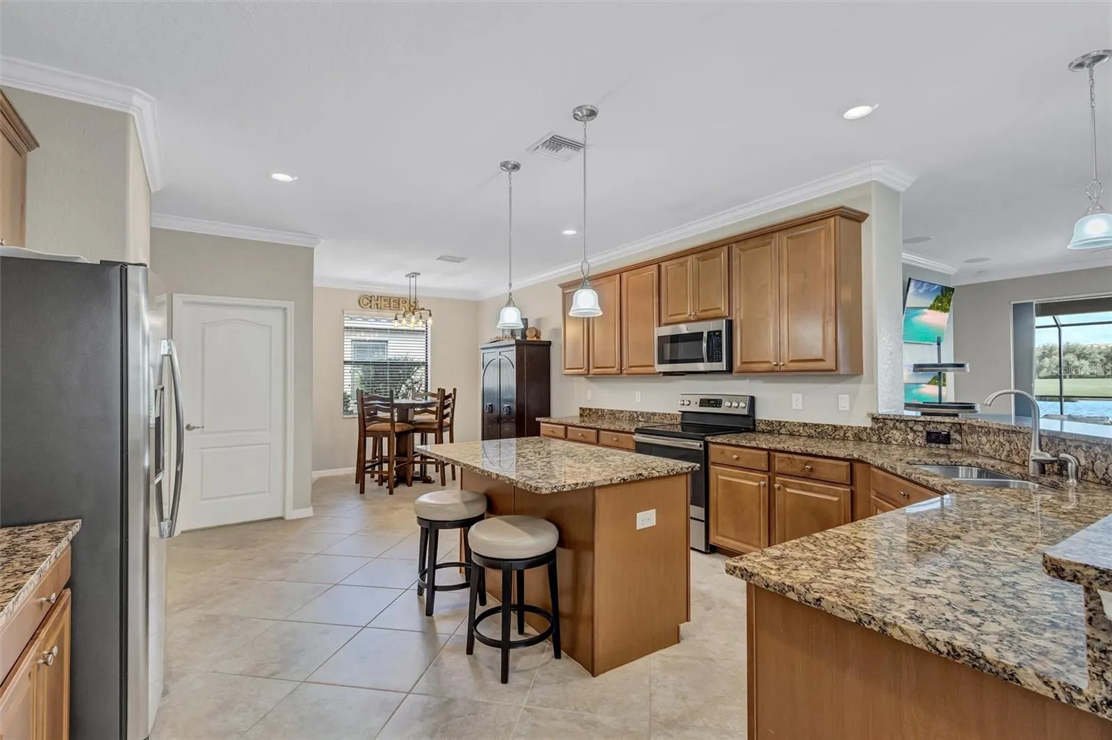 6832 WILD LAKE TER