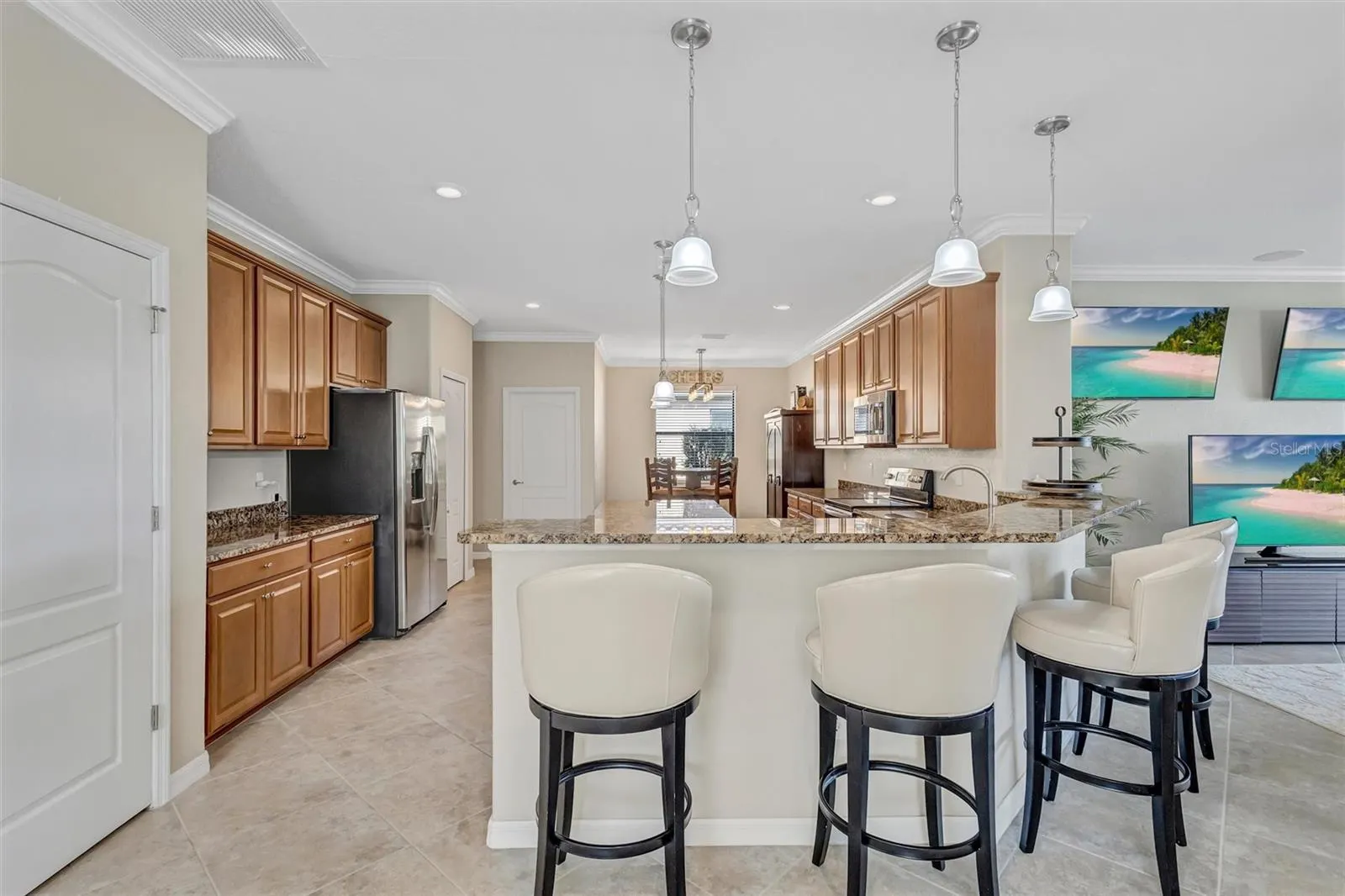 6832 WILD LAKE TER