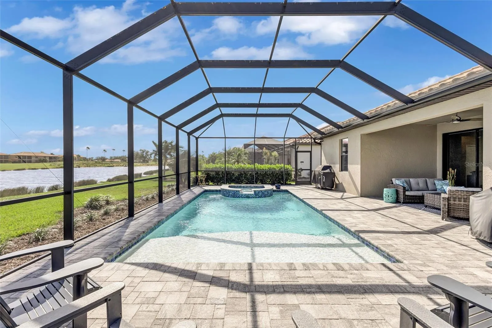 6832 WILD LAKE TER