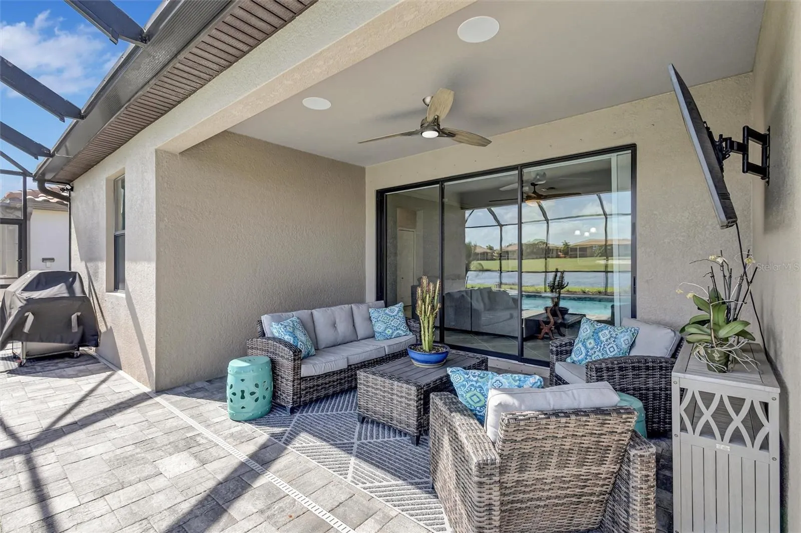 6832 WILD LAKE TER