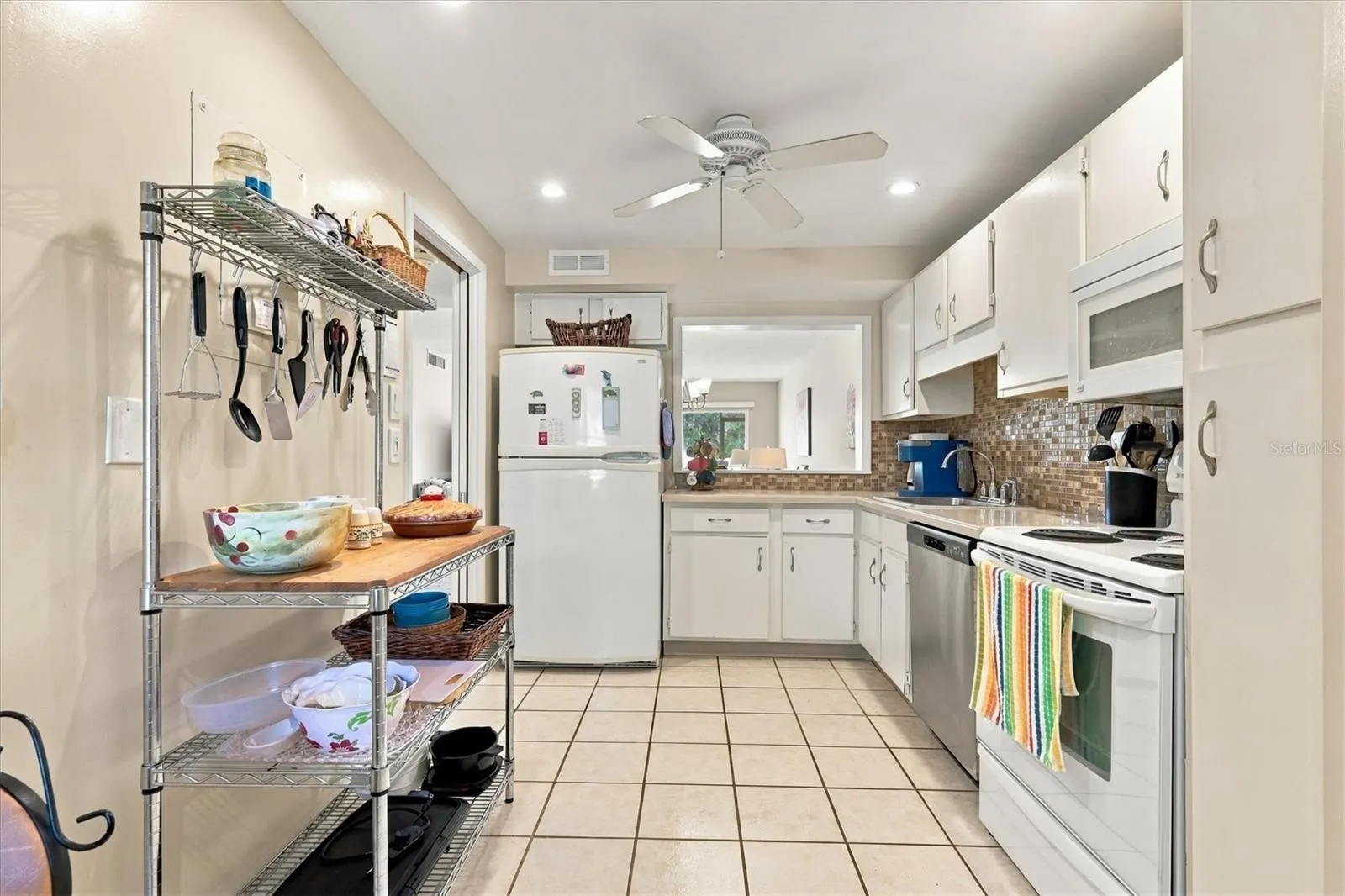 7405 W COUNTRY CLUB DR N #104 #104