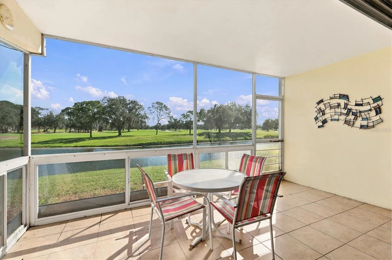 7405 W COUNTRY CLUB DR N #104 #104