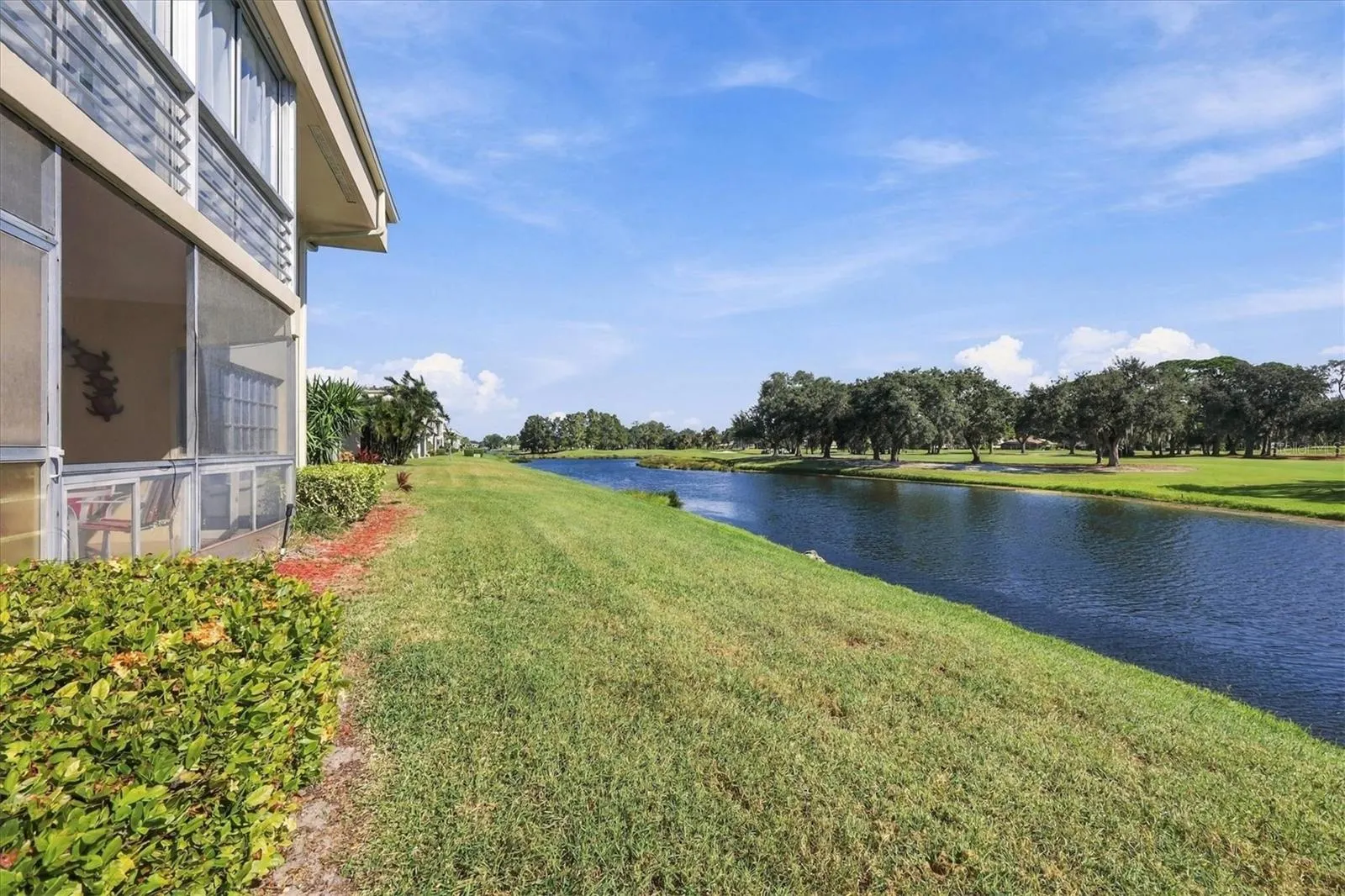 7405 W COUNTRY CLUB DR N #104 #104