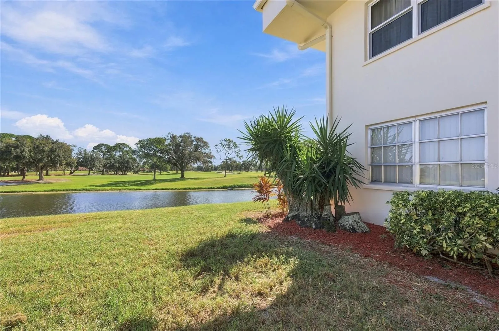 7405 W COUNTRY CLUB DR N #104 #104