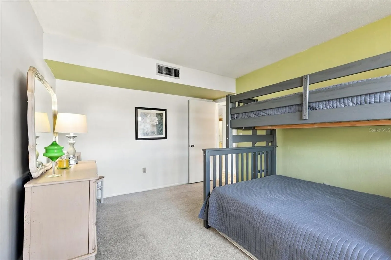 7405 W COUNTRY CLUB DR N #104 #104