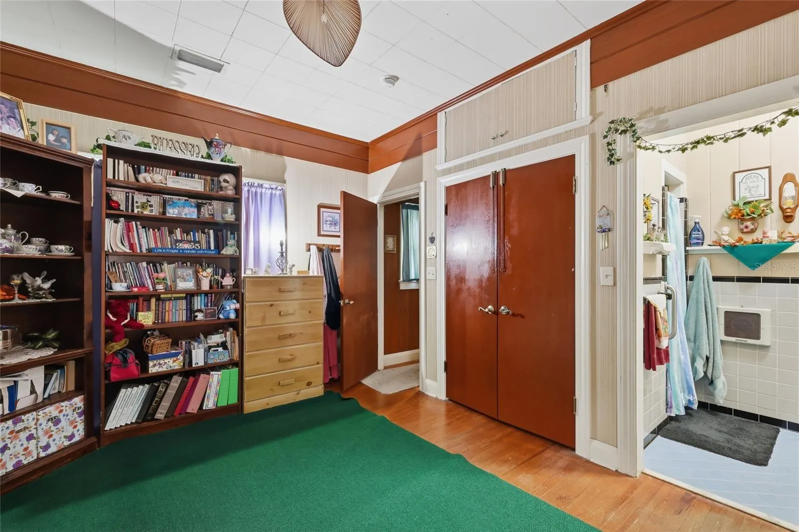 1601 6TH ST W