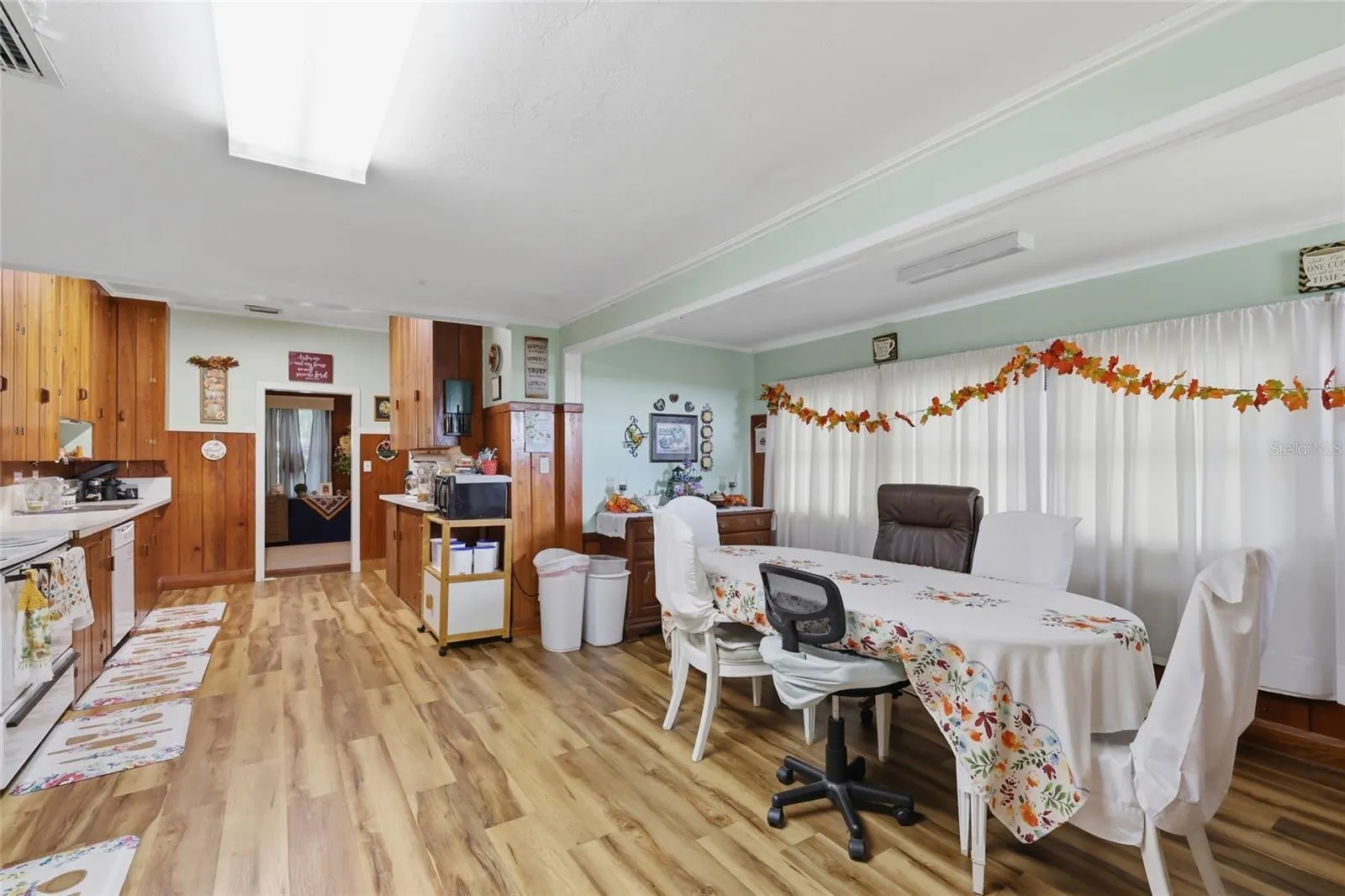 1601 6TH ST W