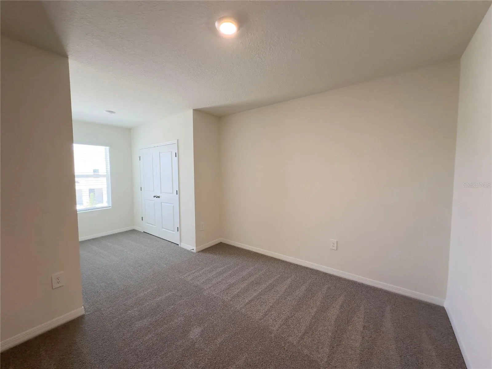 17718 CRESCENT MOON LOOP