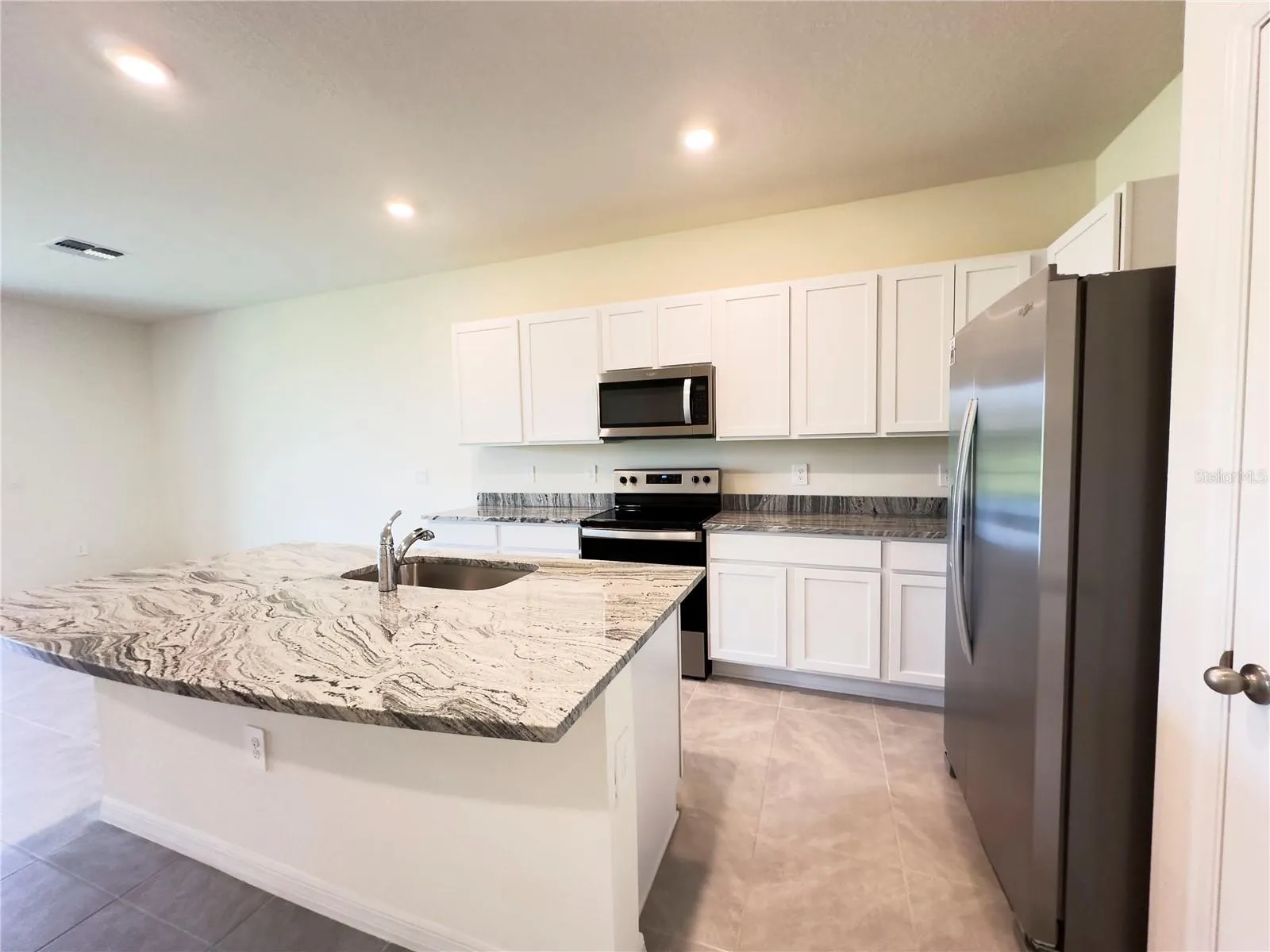 17718 CRESCENT MOON LOOP