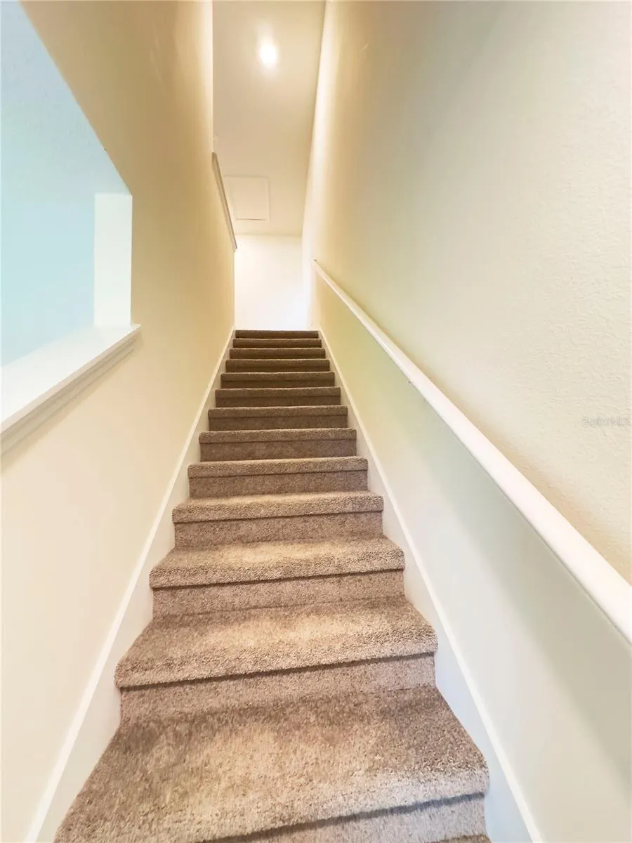 17718 CRESCENT MOON LOOP