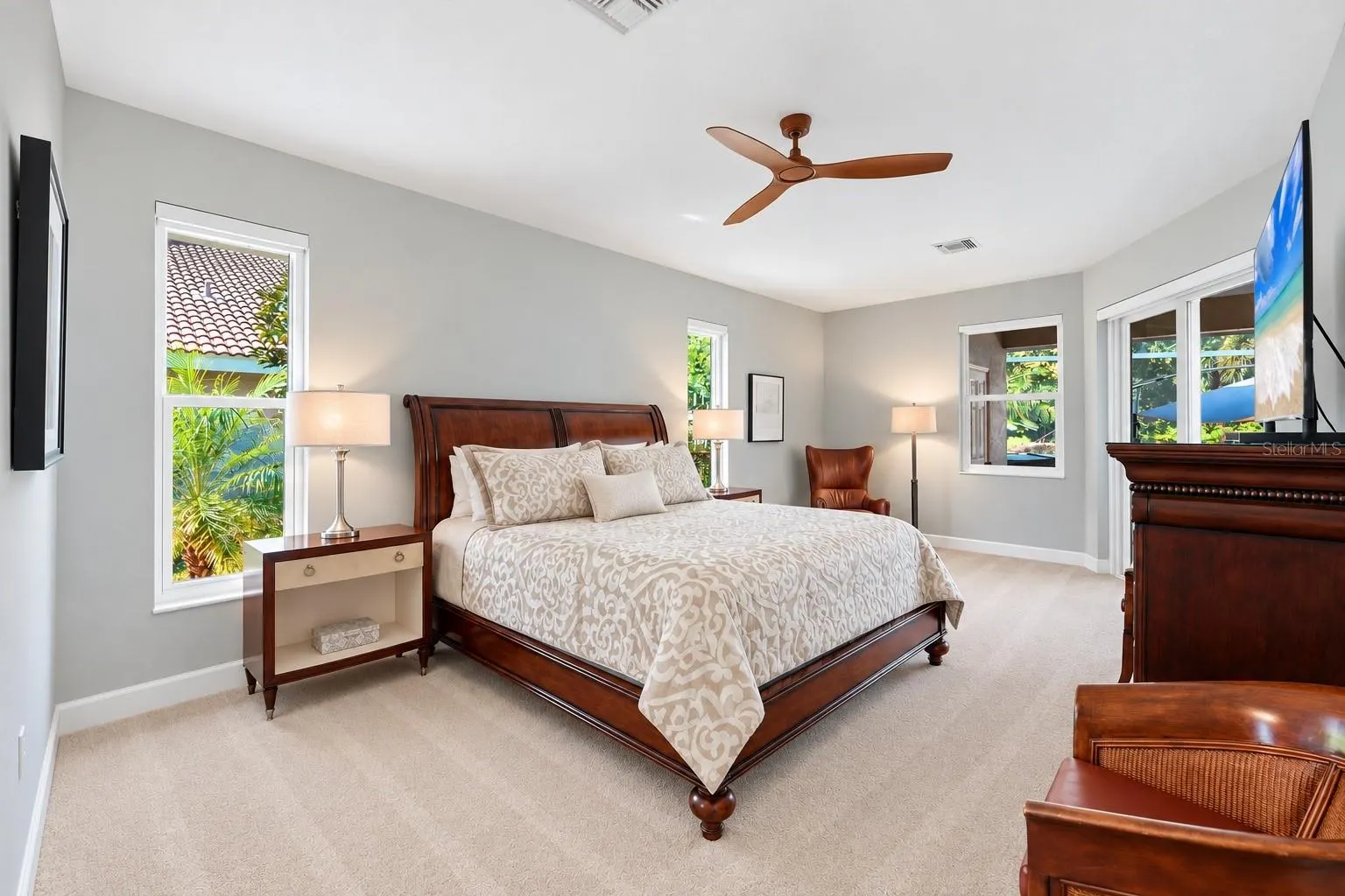 6607 HUNTER COMBE XING