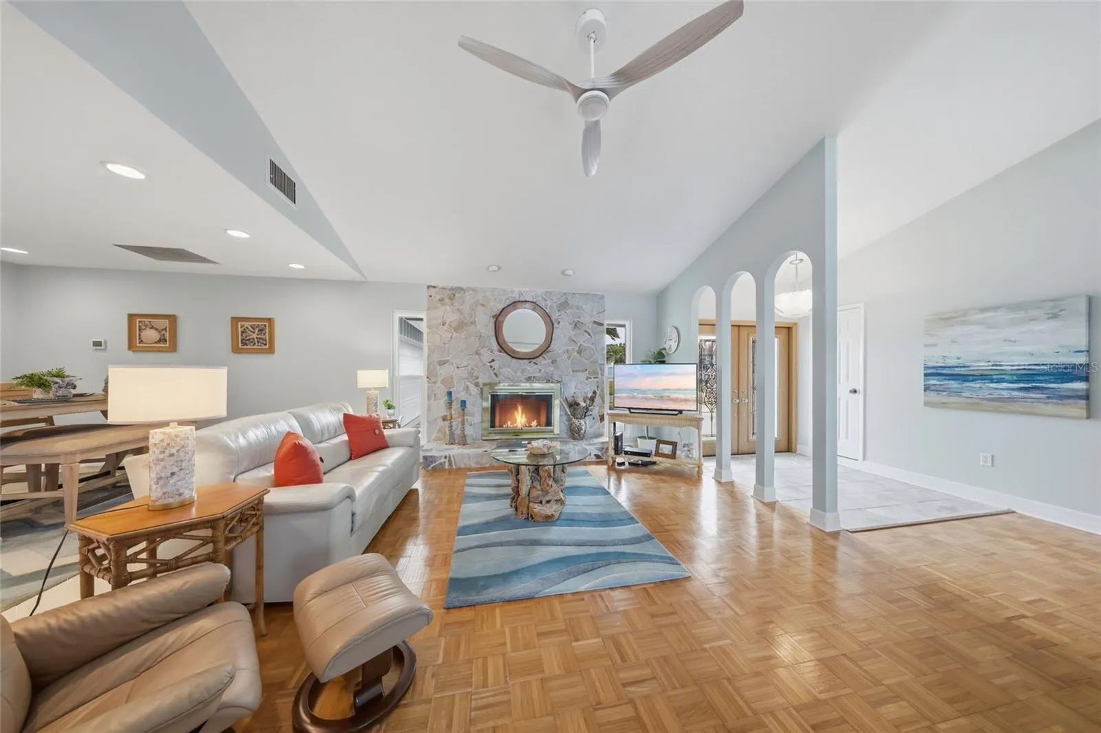 242 LOOKOUT POINT DR