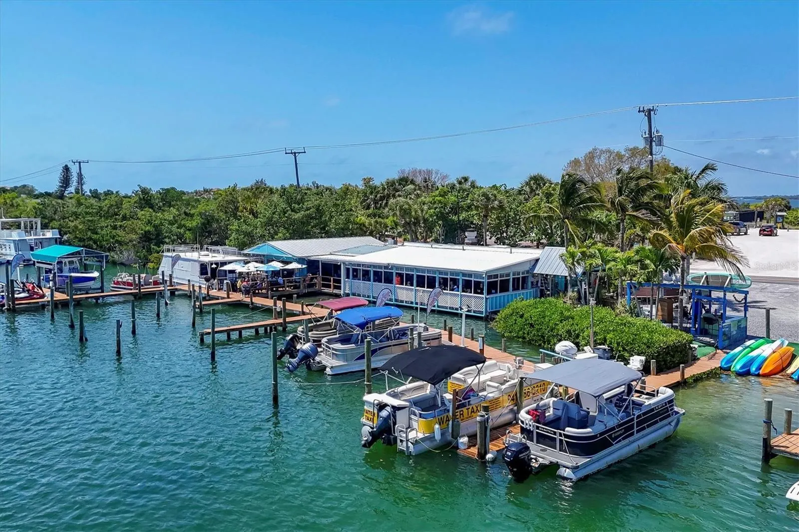 242 LOOKOUT POINT DR