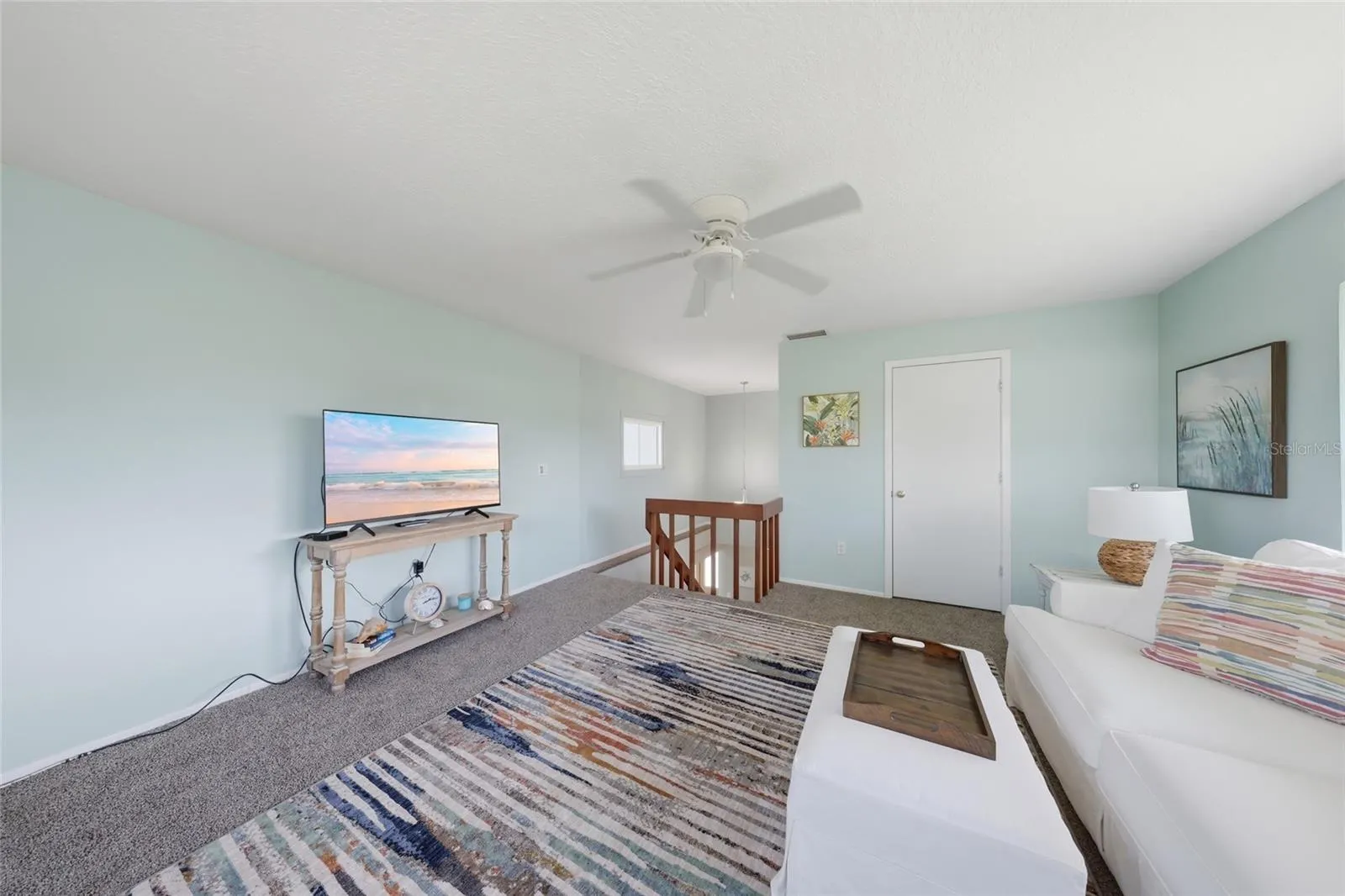 242 LOOKOUT POINT DR