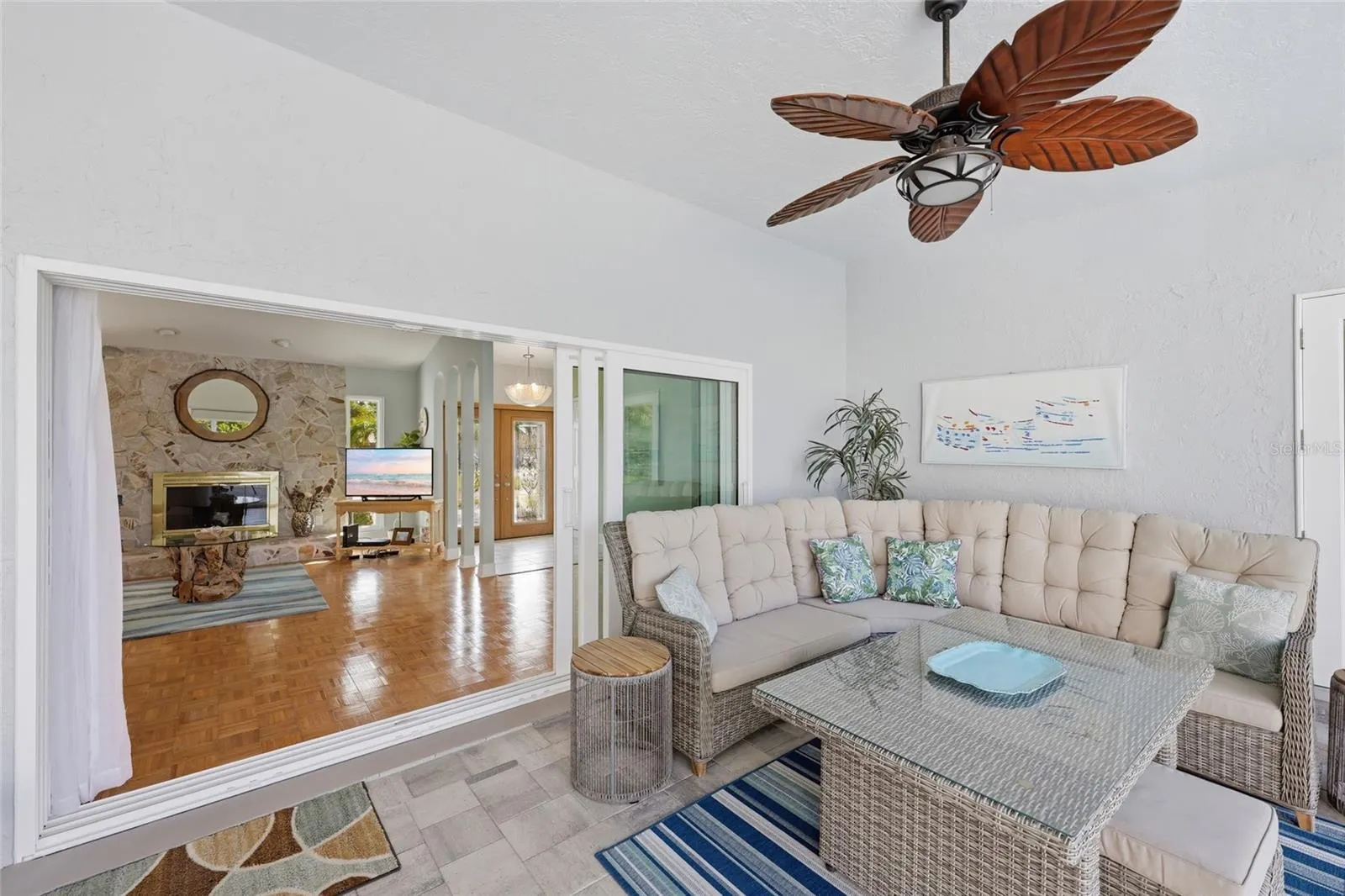 242 LOOKOUT POINT DR