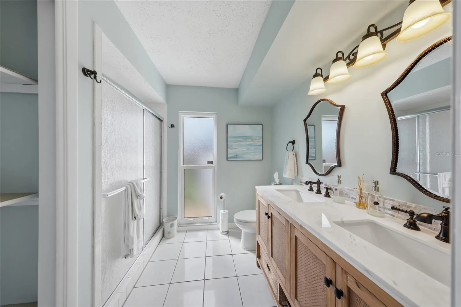 242 LOOKOUT POINT DR