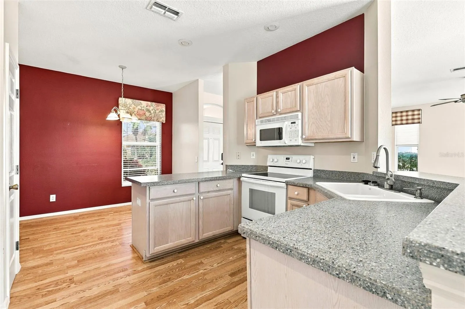 6261 WEYMOUTH DR