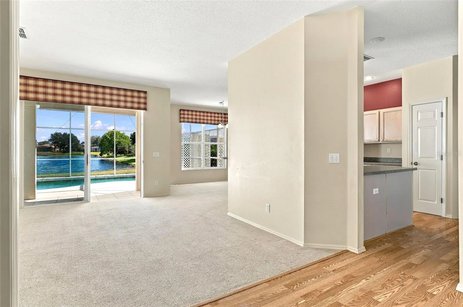 6261 WEYMOUTH DR