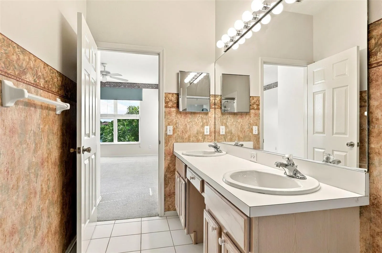 6261 WEYMOUTH DR